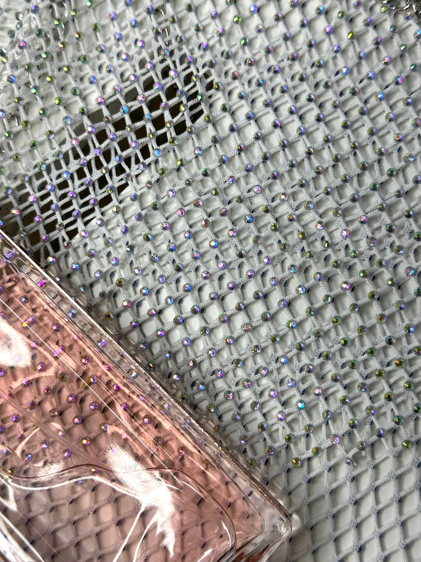 Top brillante de tirantes con malla de pedrería