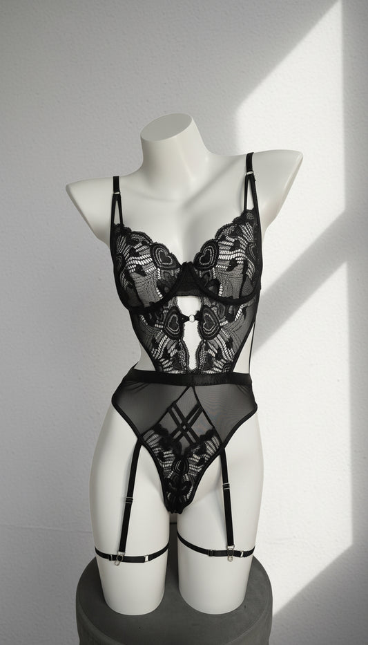 Body de encaje con diseño floral y detalles sofisticados 926518